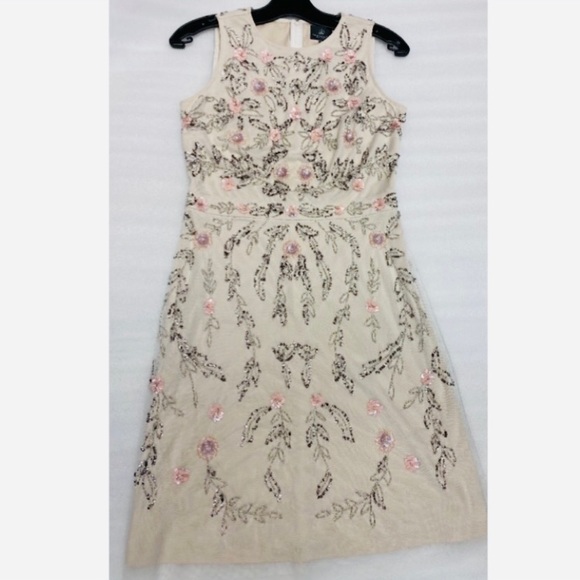 Adrianna Papell floral beaded A-Line - Picture 5 of 9